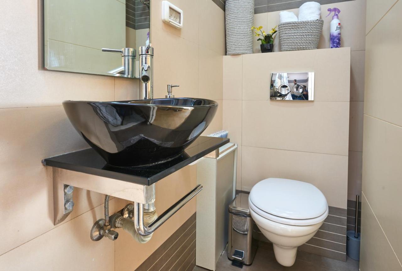 A Designed Apartment In The Best Location! Jerusalem Exterior photo